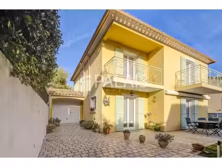 maison individuelle 5 pièces de 155 m² avec jardin  garage