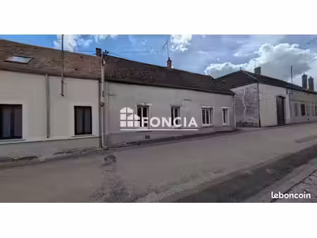 maison de village de plain-pied avec potentiel d'aménagement – chevrainvilliers (77760)