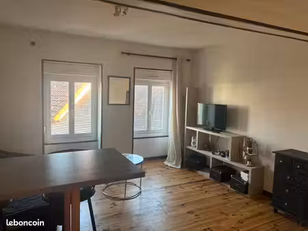 appartement t2 – 37 m² – hyper centre saint-amand-montrond – 390 cc