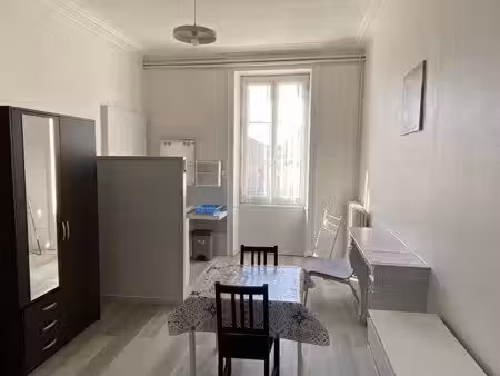 studio meublé
