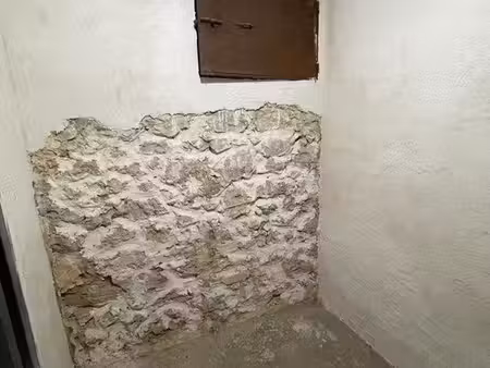 cave de 5m2 proche place delibes - 13008 - marseille - espace de stockage