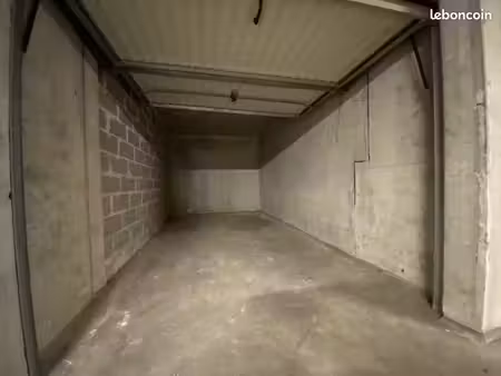 location garage sécurisé caen