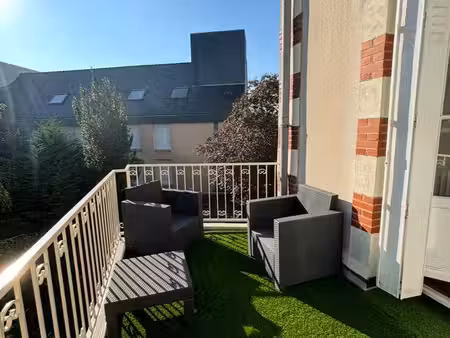 t2 à louer angers-centre uco
