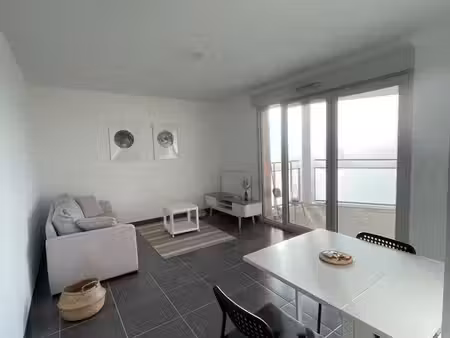location à l'année t2 meublé à bayonne