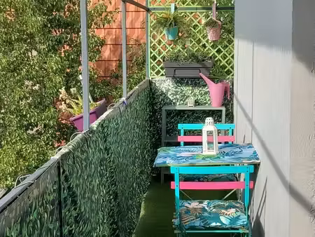 t2 meublé/balcon/terrasse/garage/parking/jardin