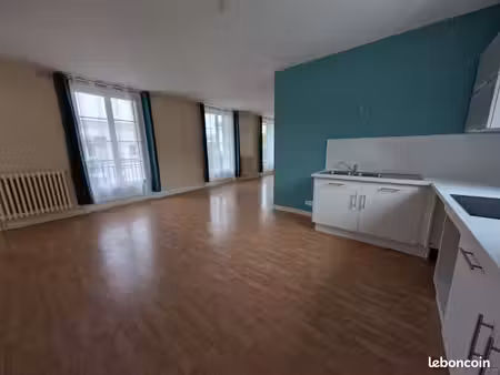appartement 3 pièces 96 m²