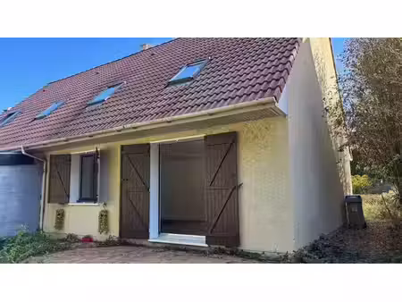 maison de ville 4 pièces avec 3 chambres avec jardin et garage