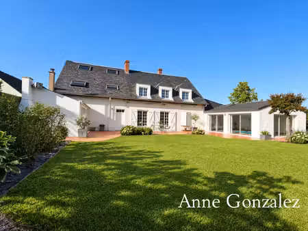 orleans  rare belle maison de caractère double réception  6 chambres  jardin clos et arbor