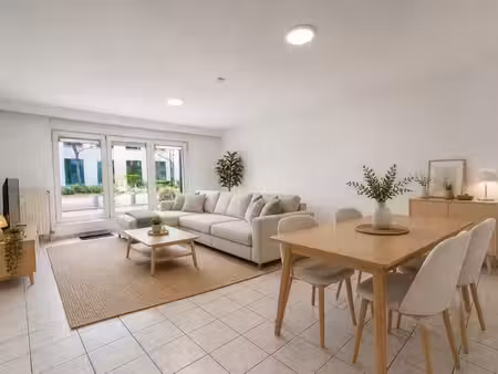 appartement une chambre avec jardin