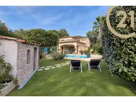 vente - frejus - tour de mare - maison 5 pieces de 156m2 sur