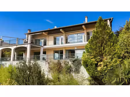 maison contemporaine d'exception 270 m² vue panoramique sur les pyrénées
