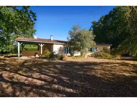 maison familiale de 111 m² sur une parcelle de 2 095 m²