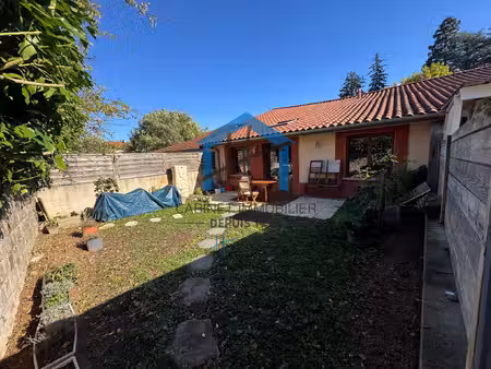 saint etienne - rez de jardin de 110m2 avec terrain de 100m2