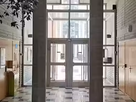 location meublée appartement 1 pièce 20 m² à cergy (95000)  650 €