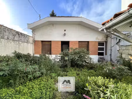 bordeaux proche barrière judaïque  à vendre maison de plain-