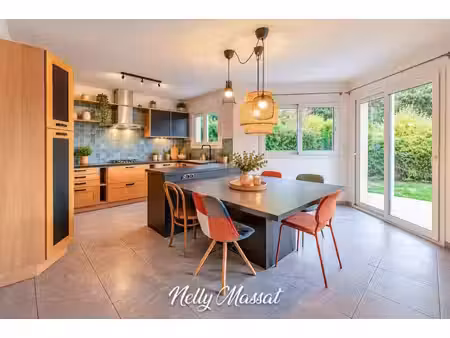 maison à vendre 8 pièces saint alban leysse (73) - spacieuse villa familiale avec piscine