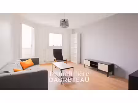 t2 meuble a deux pas de grange blanche