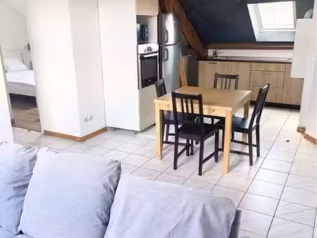 t3 meublé lumineux- 2 chambres - centre thionville- idéal frontalier