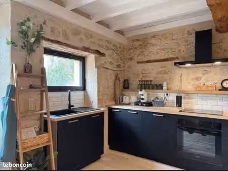 maison meublée de standing – 75 m² – 2 chambres – saint-émilion