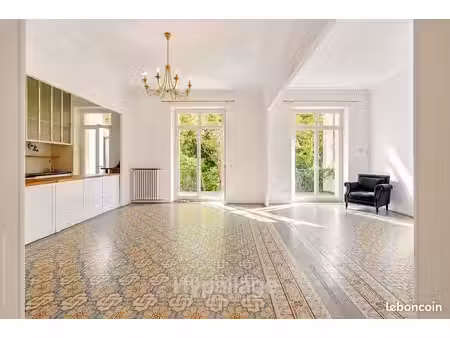 appartement 4 pièces 137 m²