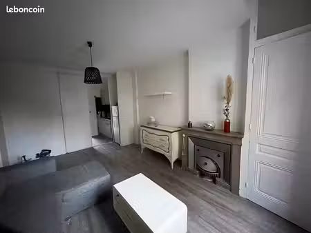 studio 1 pièce 30 m²
