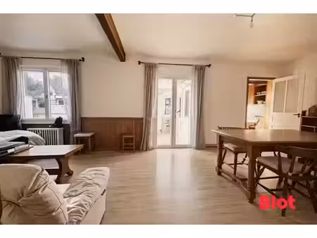 maison familiale en fond d’impasse  au calme  exposée plein sud