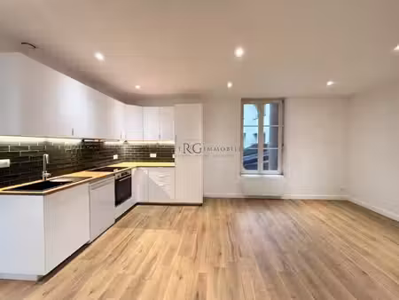 appartement 3 pièces rénové avec balcon – metz centre