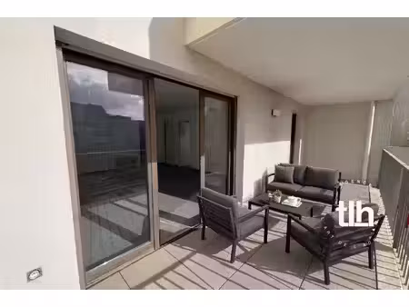 appartement 3 pieces de 79m2 avec une terrasse de 14m2 - montpel