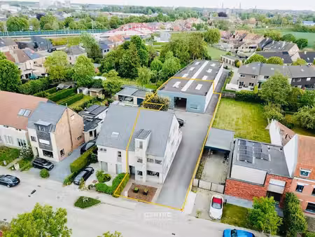 uniek aanbod op strategische ligging: magazijn (260m²) me...