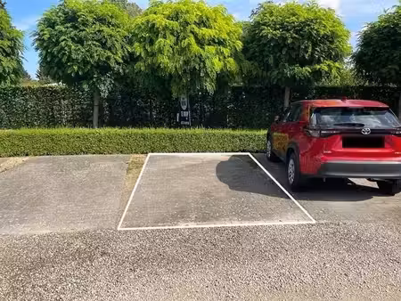 place parking aalst 66euro/mois