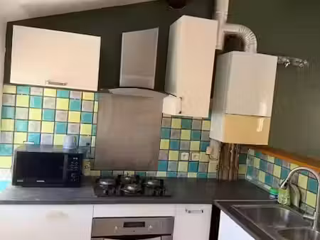 location appartement 3 pièces 65 m² à nimes (30000)  840 €