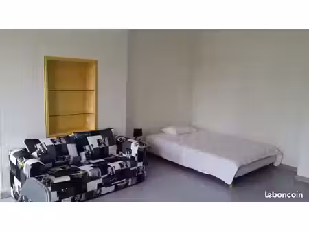 studio meuble