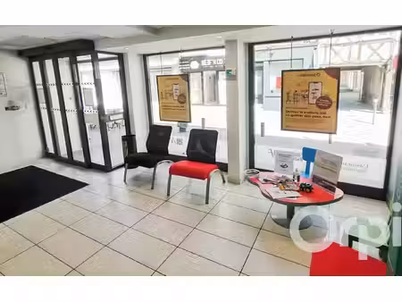 immeuble gisors 227 m² t-2 à vendre  159 000 €