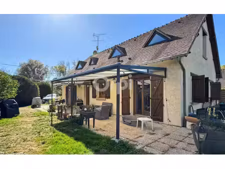 maison saint-aquilin-de-pacy 135 m² t-6 à vendre  299 900 €