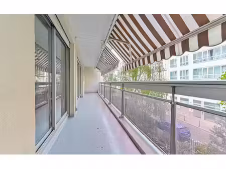 appartement paris 18 117.58 m² t-4 à vendre  950 000 €