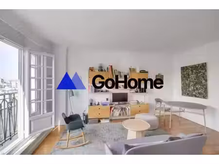 location meublée appartement 2 pièces 44 m² à paris 18ème (75018)  1 480 €