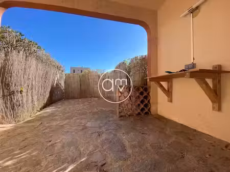 location appartement 1 pièce 31.3 m² à hyeres (83400)  577 €