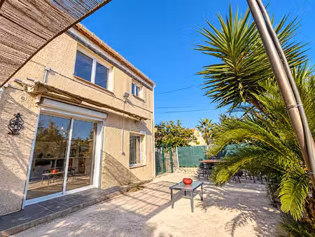 bas de maison 3 pièces 69 95 m² avec terrasse et jardin ? saint-mandrier-sur-mer