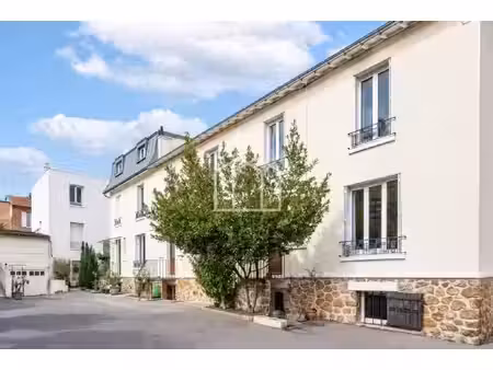 charmante maison de ville 75 m² expossee sud