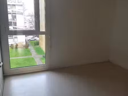 appartement t3 pessac - 58 m2 - 1000 euros ttc