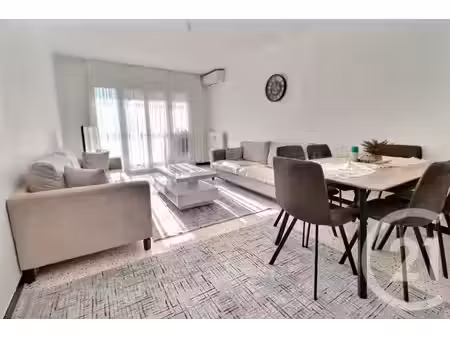 appartement t3 à vendre - 3 pièces - 62 36 m2 - frejus - 83 - provence-alpes-cote-d-azur
