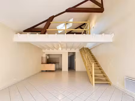 a vendre - tours nord - quai paul-bert - type 2 duplex  2 statio