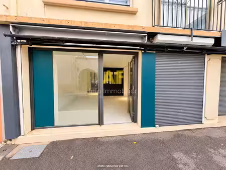 saint raphael centre  vente murs commerciaux 50m2