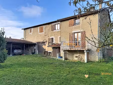 maison de caractère 224 m² · 6 chambres · 3 232 m² de verge