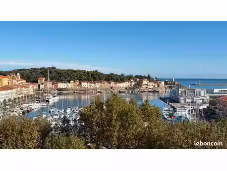 a louer - grand appartement duplex port vendres