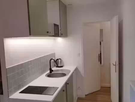 superbe studio 26m² refait à neuf