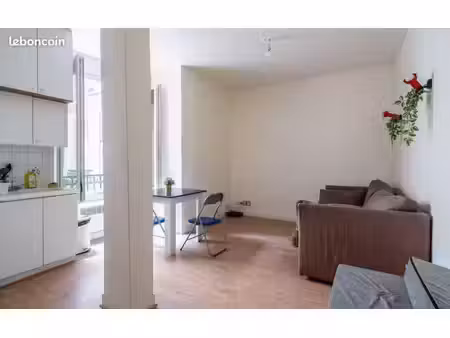 beau studio meublé 28m²