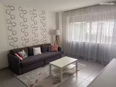 à louer - superbe f2 meublé de 58 m2 - quartier de la briquerie - 2ème étage - garage sous
