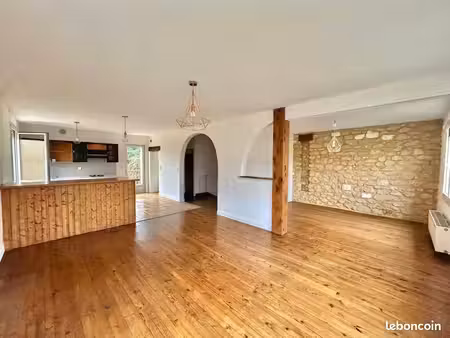 maison 5 pièces 155 m²