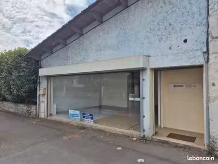 local commercial 50 m2  sur axe passant